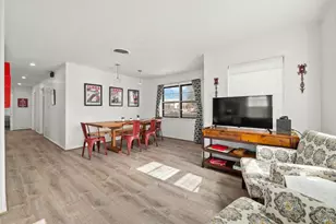 209 E Travis St, Fredericksburg, TX 78624 - Photo 1