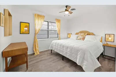 209 E Travis St, Fredericksburg, TX 78624 - Photo 15