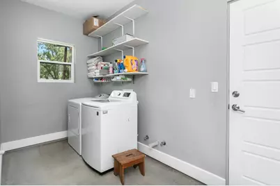 209 N Elk St, Fredericksburg, TX 78624 - Photo 37