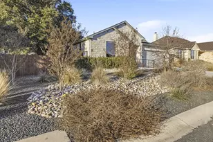 718 Emory Dr, Fredericksburg, TX 78624 - Photo 27