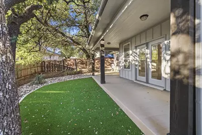 718 Emory Dr, Fredericksburg, TX 78624 - Photo 23