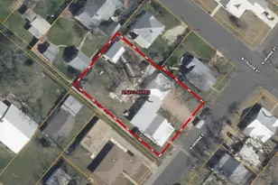 508 N Orange St, Fredericksburg, TX 78624 - Photo 49