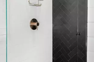 508 N Orange St, Fredericksburg, TX 78624 - Photo 23