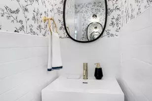 508 N Orange St, Fredericksburg, TX 78624 - Photo 25