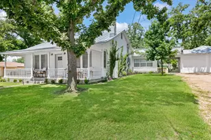 508 N Orange St, Fredericksburg, TX 78624 - Photo 47