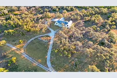 164 Lyndons Ln, Fredericksburg, TX 78624 - Photo 33