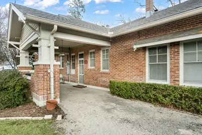 101 E Hackberry St, Fredericksburg, TX 78624 - Photo 9