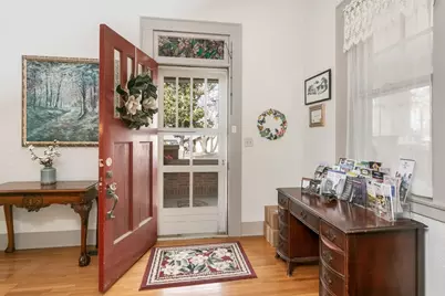 101 E Hackberry St, Fredericksburg, TX 78624 - Photo 5