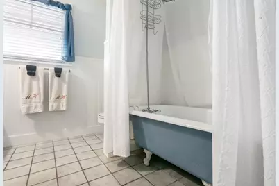 101 E Hackberry St, Fredericksburg, TX 78624 - Photo 33