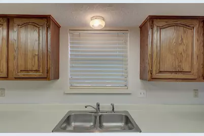 131 Homestead Dr, Kerrville, TX 78028 - Photo 11