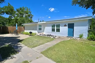 903 Pecan St, Blanco, TX 78606 - Photo 1