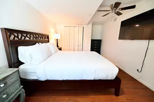 903 Pecan St, Blanco, TX 78606 - Photo 3