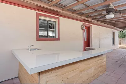 319 Pearl St, Kerrville, TX 78028 - Photo 21