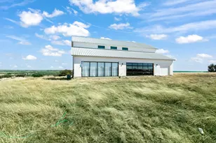 300 W Junker Hill Dr, Fredericksburg, TX 78624 - Photo 3