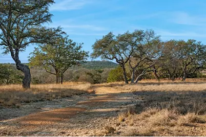 521 Bluff Creek Rd, Center Point, TX 78010 - Photo 49