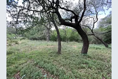 510 W Walch Ave, Fredericksburg, TX 78624 - Photo 13