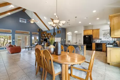 232 Crooked Oak Ln, Round Mountain, TX 78663 - Photo 21