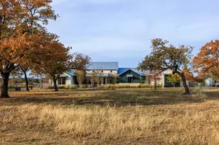 120 Fabelhaft Cir, Fredericksburg, TX 78624 - Photo 39