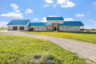 440 Junker Hill Dr, Fredericksburg, TX 78624 - Photo 75