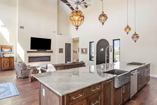 440 Junker Hill Dr, Fredericksburg, TX 78624 - Photo 9