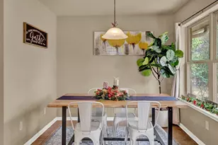 203 S Creek St, Fredericksburg, TX 78624 - Photo 13