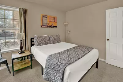 203 S Creek St, Fredericksburg, TX 78624 - Photo 17