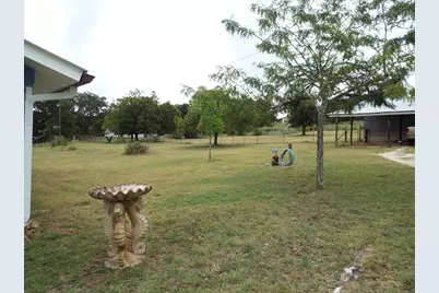52 Meadows Ln, Fredericksburg, TX 78624 - Photo 5