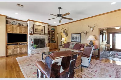 647 Funf Kinder Rd, Fredericksburg, TX 78624 - Photo 31