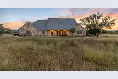 647 Funf Kinder Rd, Fredericksburg, TX 78624 - Photo 9