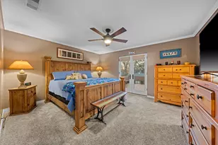 125 Ridgewood Dr, Fredericksburg, TX 78624 - Photo 17