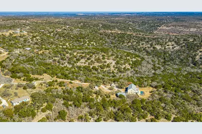 117 Point Rd, Fredericksburg, TX 78624 - Photo 43