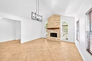 144 E St Andrews Loop, Kerrville, TX 78028 - Photo 5