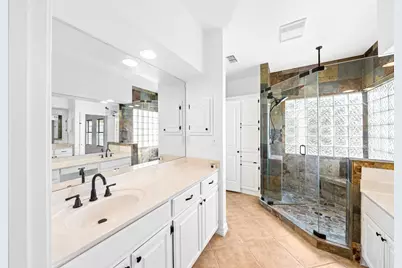 144 E St Andrews Loop, Kerrville, TX 78028 - Photo 23