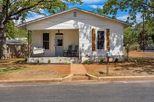 510 N Orange St, Fredericksburg, TX 78624 - Photo 11