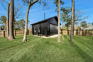 1601 Sycamore Ln, Kingwood, TX 77339 - Photo 47