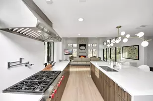 1601 Sycamore Ln, Kingwood, TX 77339 - Photo 29