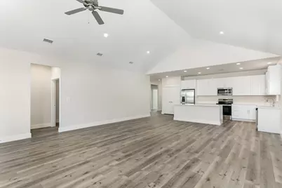 708 Wedgewood Lane, Fredericksburg, TX 78624 - Photo 7