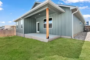 708 Wedgewood Ln, Fredericksburg, TX 78624 - Photo 17