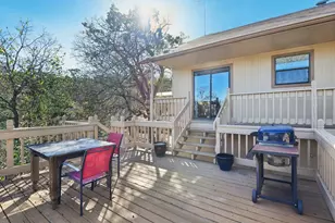 115 Codrington St, Kerrville, TX 78028 - Photo 25