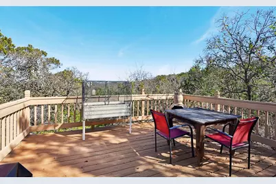 115 Codrington St, Kerrville, TX 78028 - Photo 23