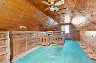 209 W Travis St, Fredericksburg, TX 78624 - Photo 7