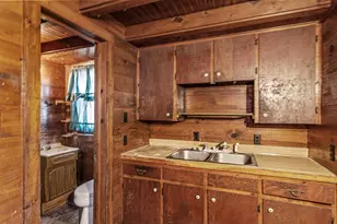 209 W Travis St, Fredericksburg, TX 78624 - Photo 5