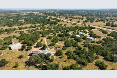 9848 W US Hwy 290, Fredericksburg, TX 78624 - Photo 33