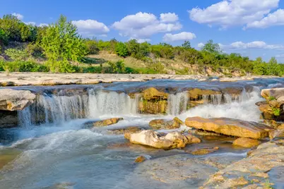 255 Vista Ridge Dr, Junction, TX 76849 - Photo 21