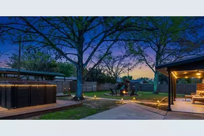 1009 Avenue D, Fredericksburg, TX 78624 - Photo 17