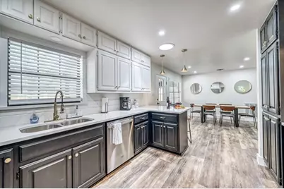 1009 Avenue D, Fredericksburg, TX 78624 - Photo 7