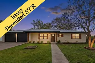 1009 Ave D, Fredericksburg, TX 78624 - Photo 1