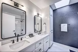 1009 Ave D, Fredericksburg, TX 78624 - Photo 13