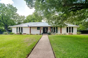 107 Glenwood Dr, Fredericksburg, TX 78624 - Photo 1
