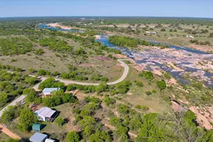 2433 Co Rd 102, Llano, TX 78643 - Photo 3